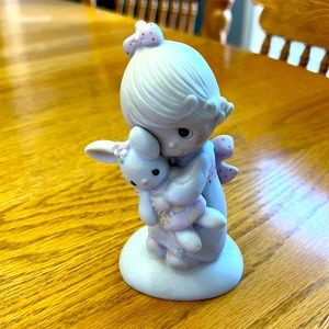 Precious Moments “Jesus Loves Me”